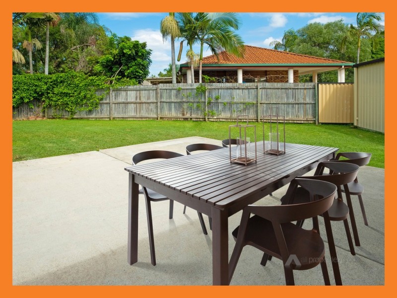2 Berendt Court, Meadowbrook QLD 4131