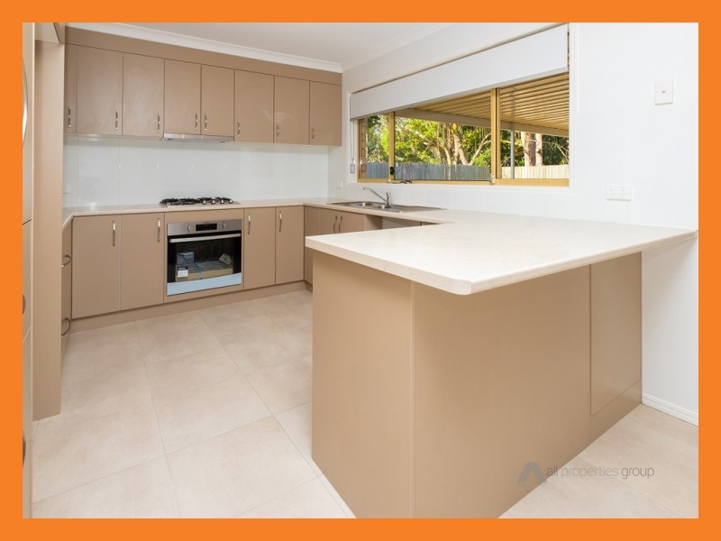 22 Lockerbie Court, Boronia Heights QLD 4124