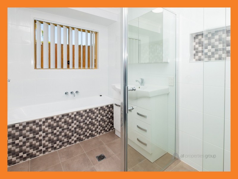 22 Lockerbie Court, Boronia Heights QLD 4124