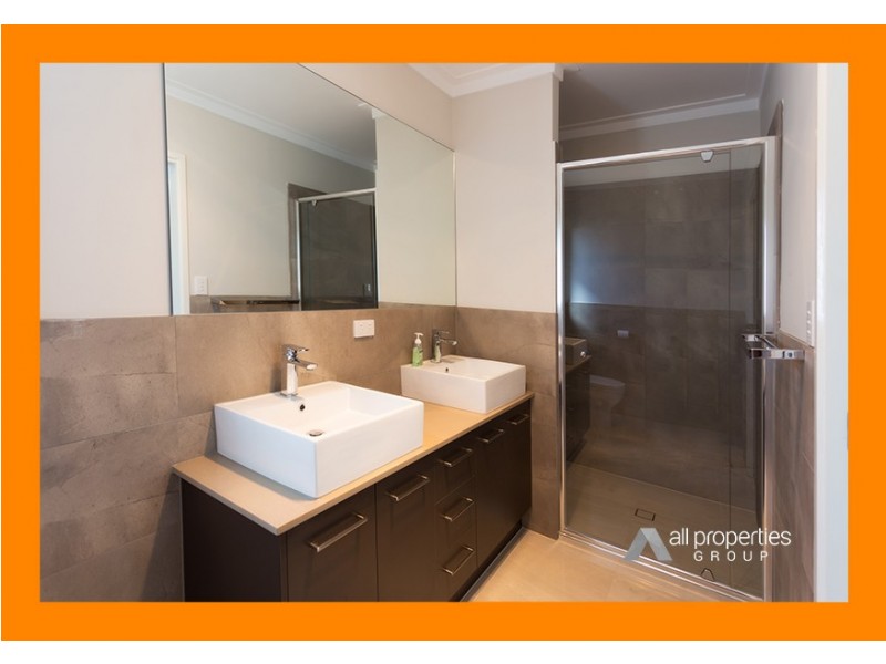 69 Invergarry Circuit, Heathwood QLD 4110