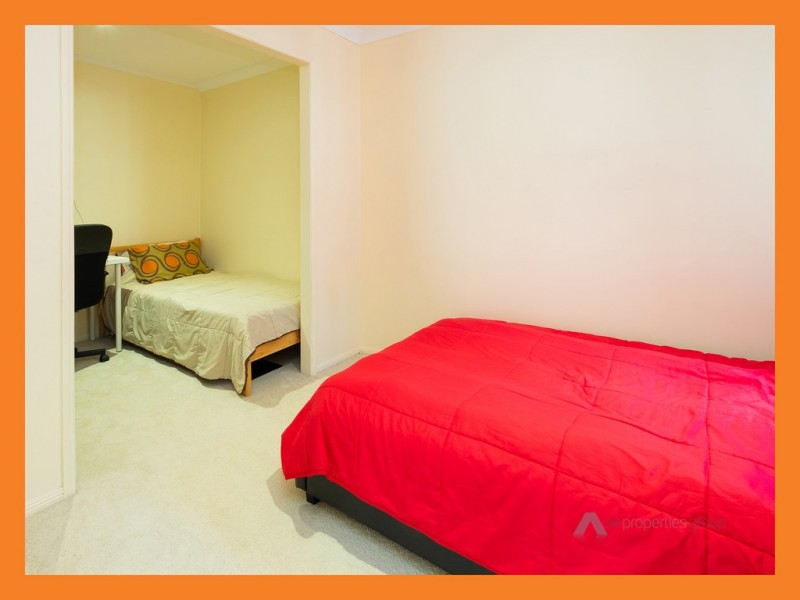 9 Burdekin Court, Hillcrest QLD 4118