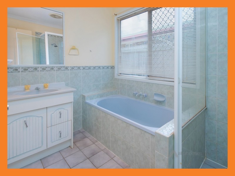 9 Burdekin Court, Hillcrest QLD 4118