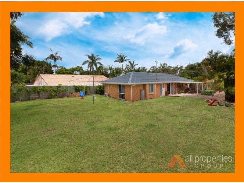 11 Owens Crescent, Regents Park QLD 4118