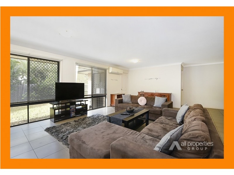 16 Highland Place, Forest Lake QLD 4078