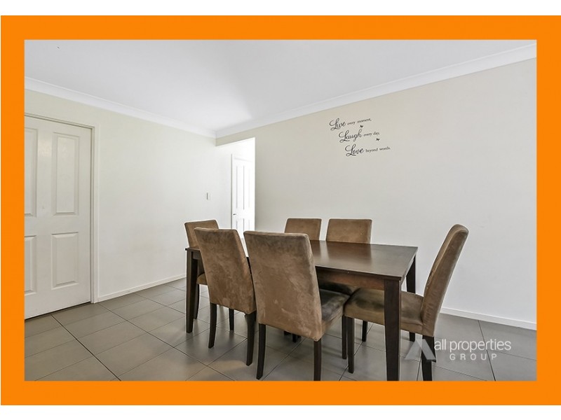 16 Highland Place, Forest Lake QLD 4078