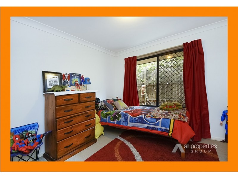 16 Highland Place, Forest Lake QLD 4078