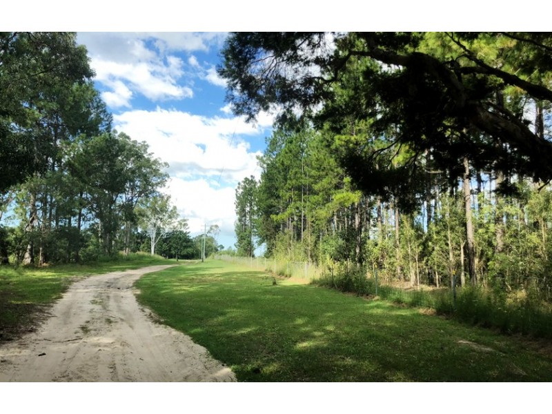 1546 Waterford Tamborine Rd, Logan Village QLD 4207