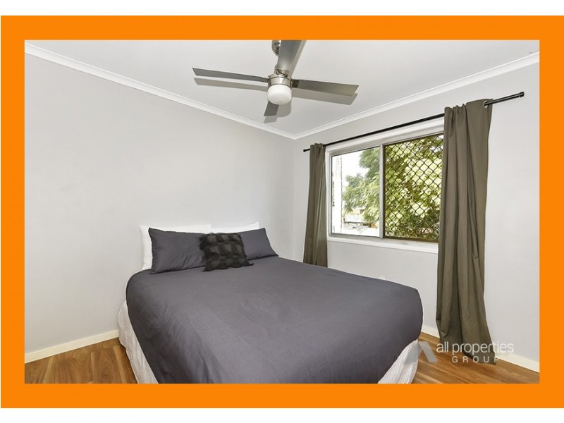 216 Middle Road, Boronia Heights QLD 4124