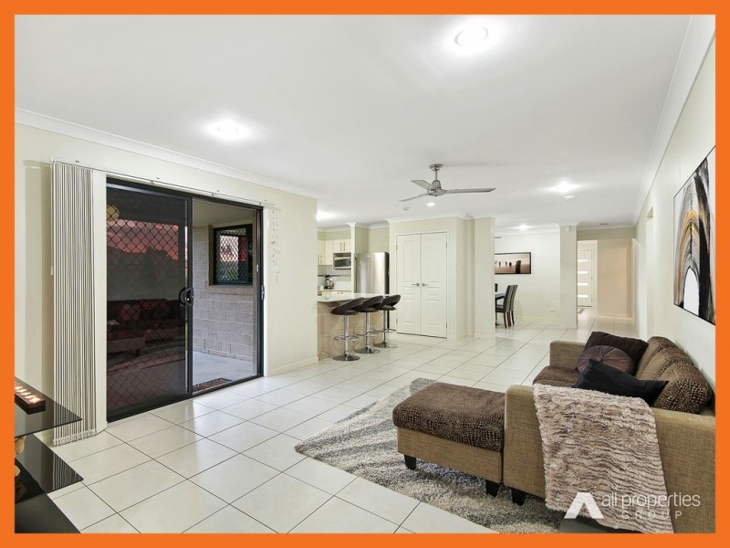 5-9 Hilltop Cr, Jimboomba QLD 4280