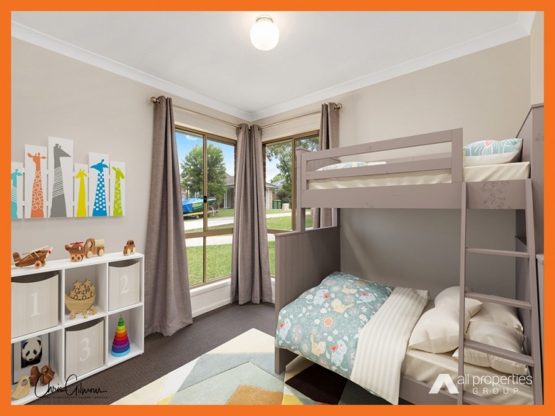 12 Lyndon Ct, Boronia Heights QLD 4124