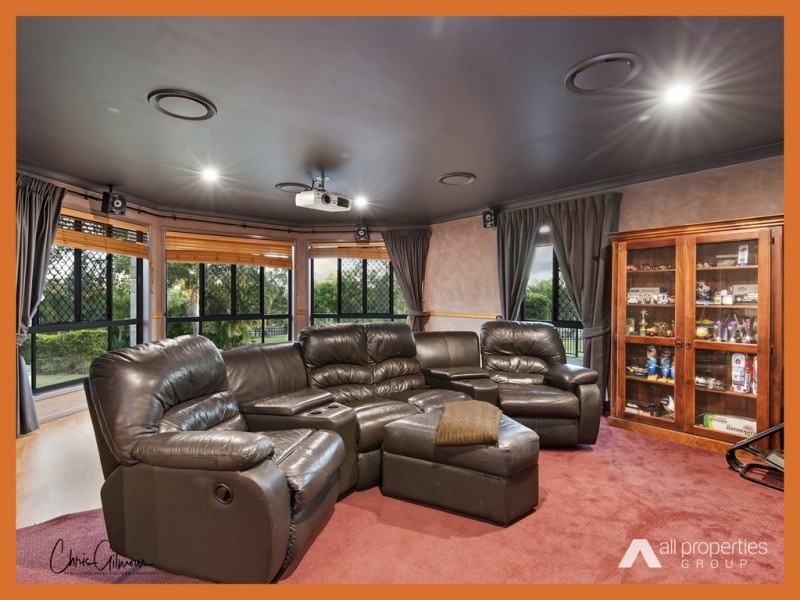 15-17 Maculata Court, New Beith QLD 4124