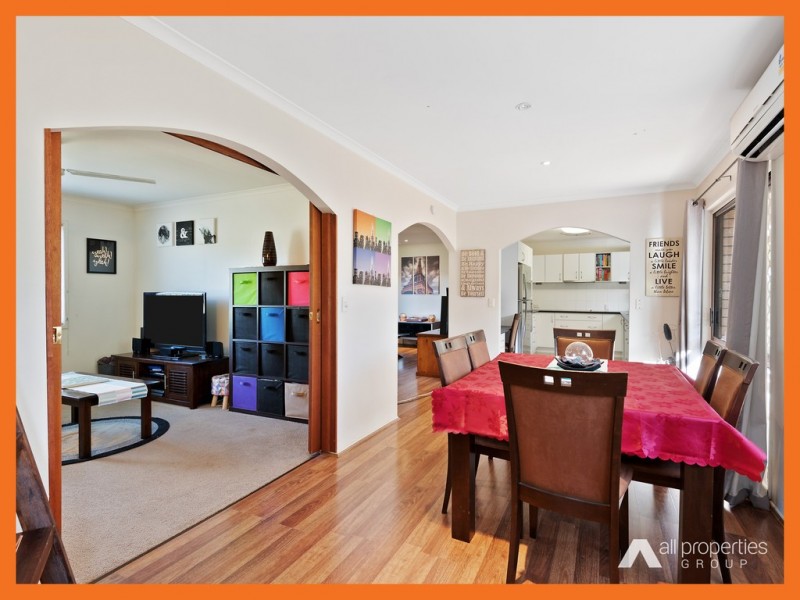 27 Ranchwood Avenue, Browns Plains QLD 4118