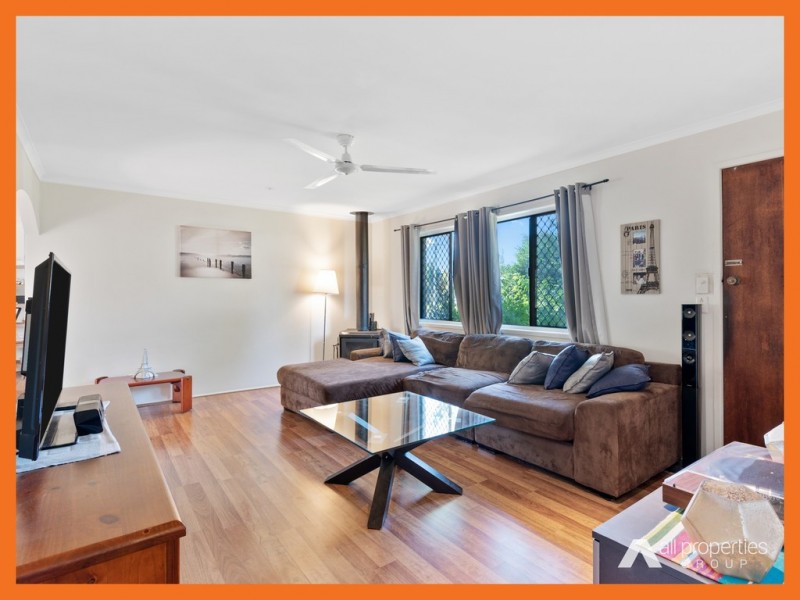 27 Ranchwood Avenue, Browns Plains QLD 4118