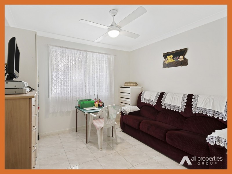 21 Barcombe Dr, Marsden QLD 4132