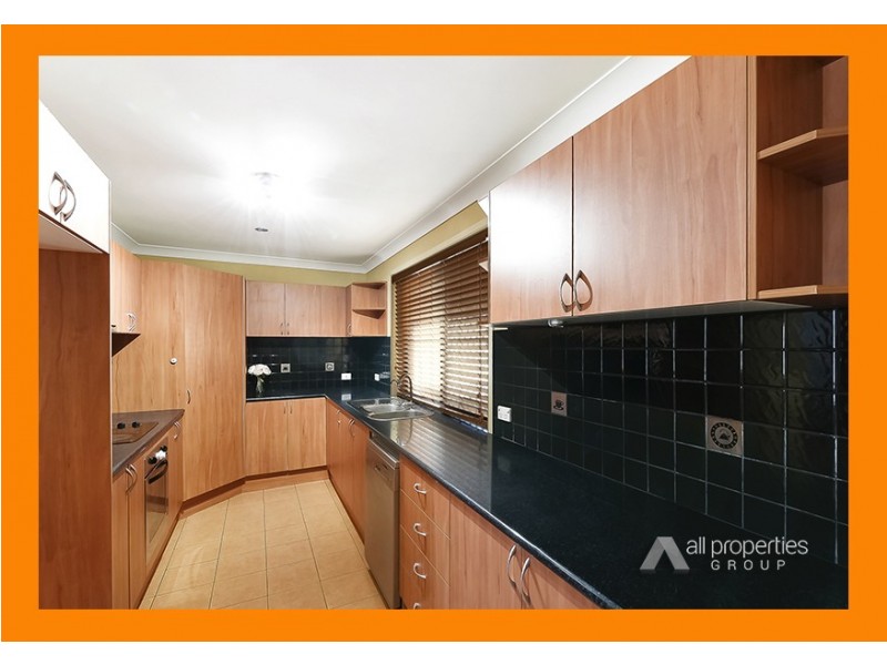 6 CORNELL CLOSE, Regents Park QLD 4118