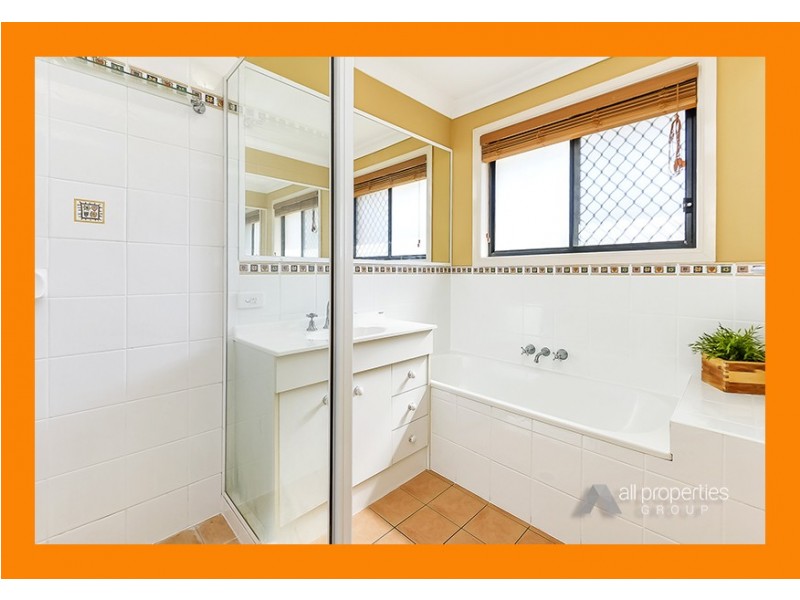 6 CORNELL CLOSE, Regents Park QLD 4118