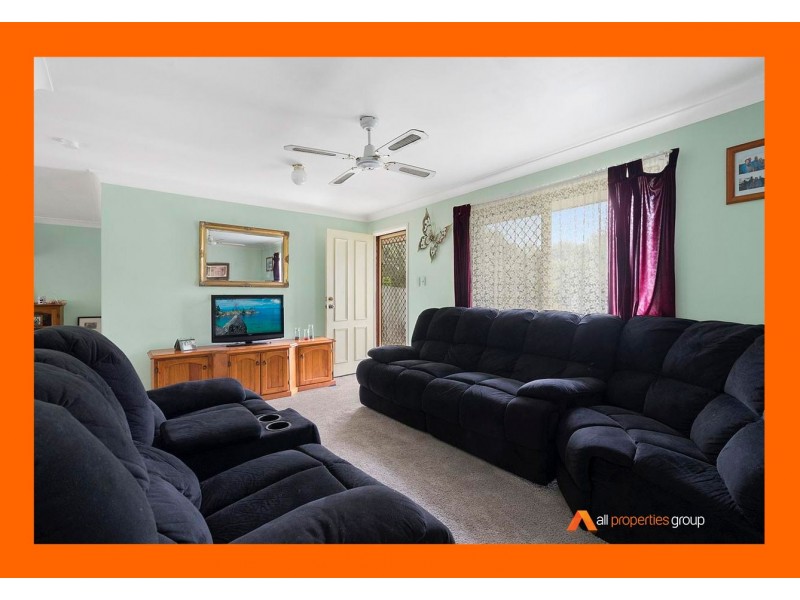 26 Lollard Street, Hillcrest QLD 4118