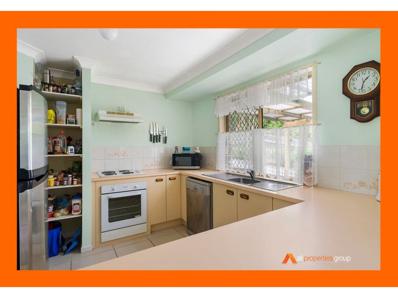 26 Lollard Street, Hillcrest QLD 4118