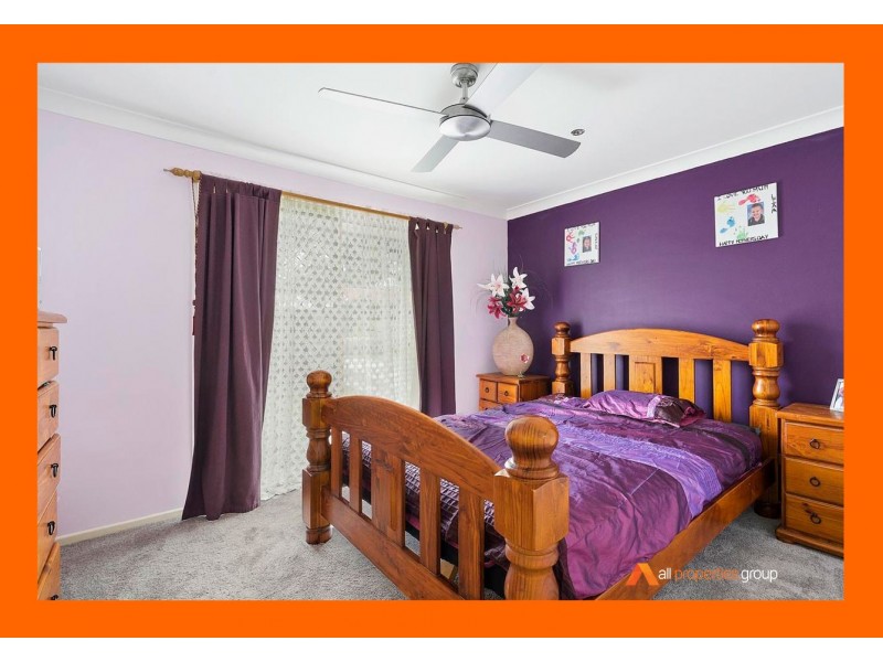 26 Lollard Street, Hillcrest QLD 4118