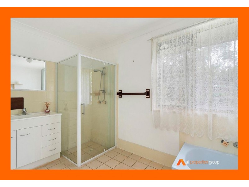 26 Lollard Street, Hillcrest QLD 4118