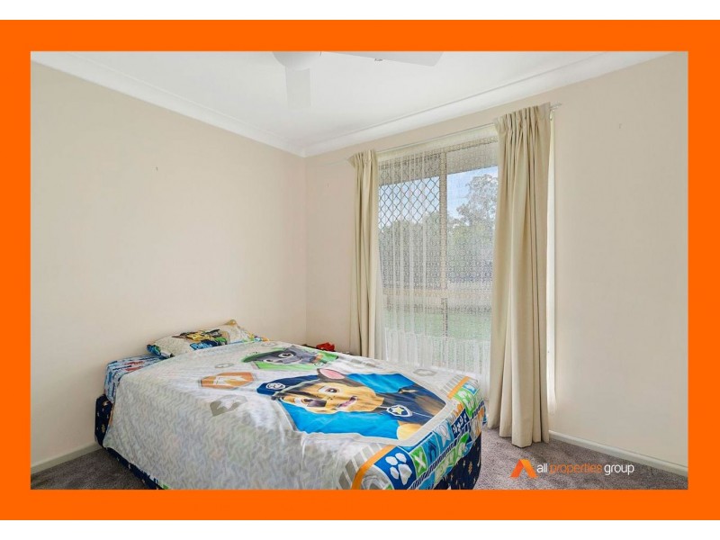 26 Lollard Street, Hillcrest QLD 4118