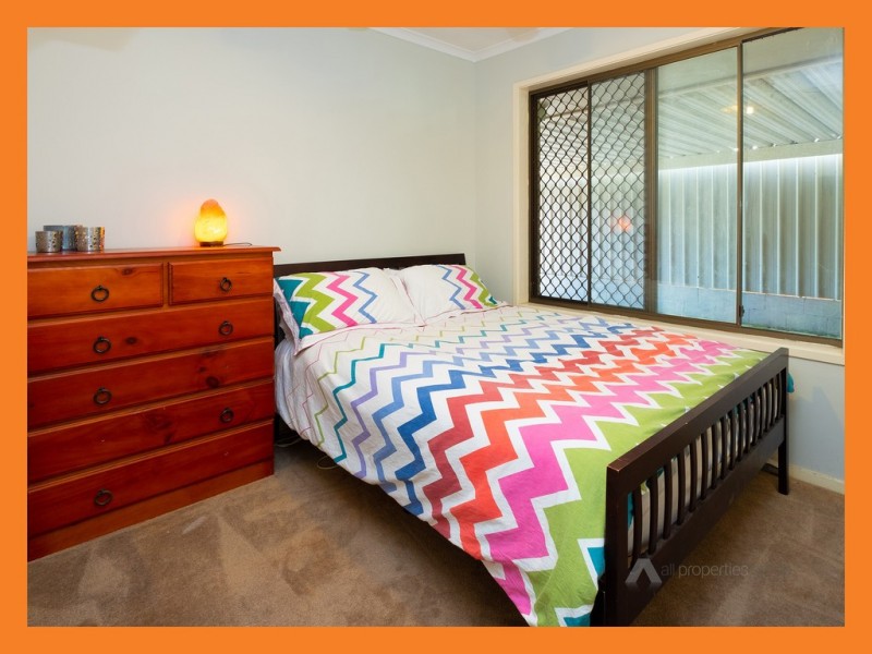 22 Emerald Street, Marsden QLD 4132