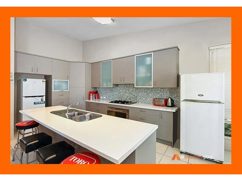 10 Brush Box Place, Heathwood QLD 4110