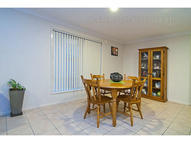 66 Murrumbidgee Street, Hillcrest QLD 4118