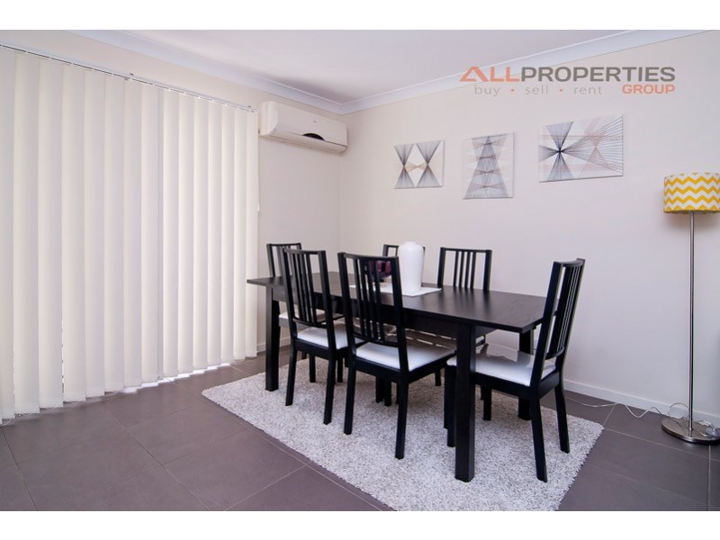 12/1 Emerald Drive, Regents Park QLD 4118