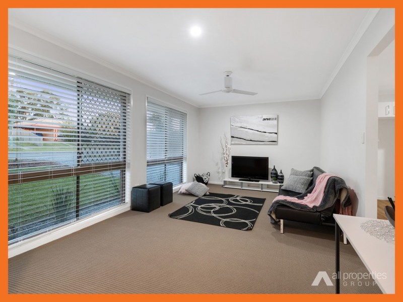11 Ellington St, Browns Plains QLD 4118
