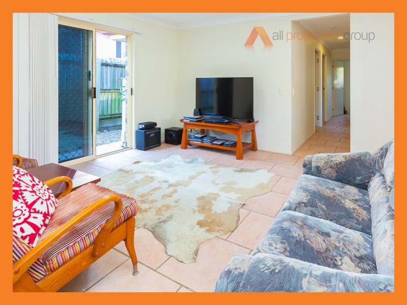 12 Honeysuckle Place, Forest Lake QLD 4078