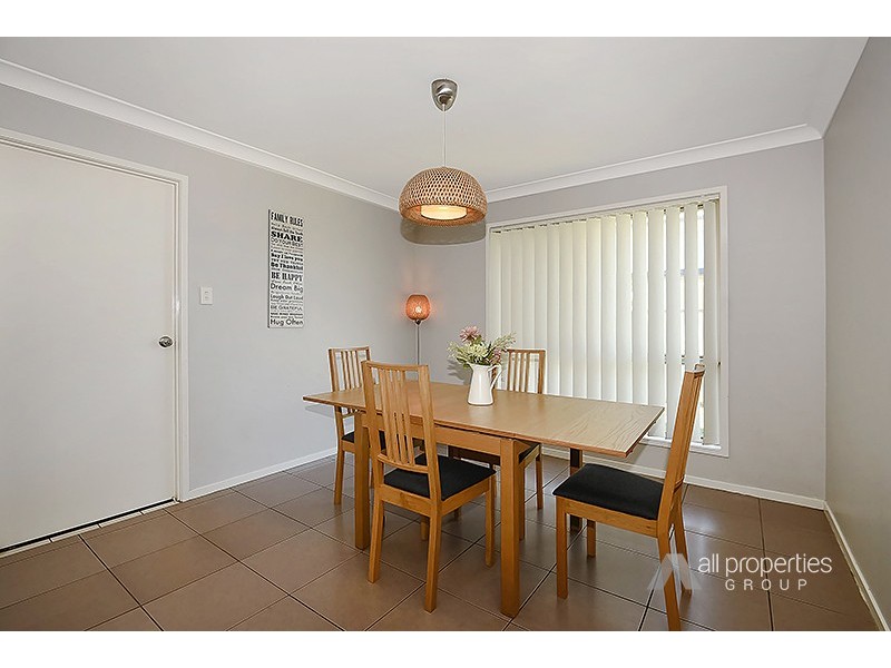 34 LAMBERTH ROAD, Regents Park QLD 4118