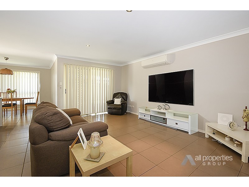 34 LAMBERTH ROAD, Regents Park QLD 4118