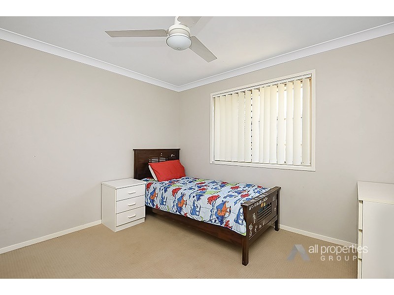 34 LAMBERTH ROAD, Regents Park QLD 4118