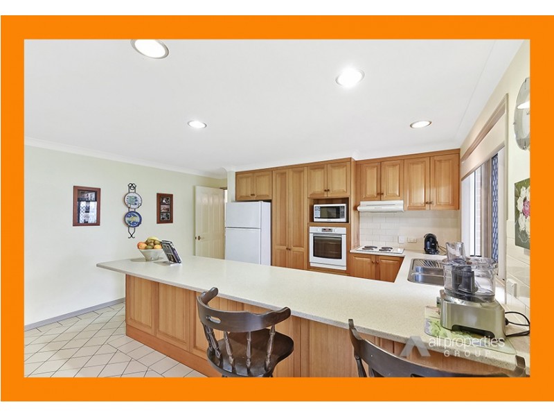 122 Bannockburn Crescent, Parkinson QLD 4115