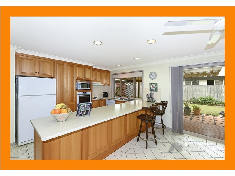 122 Bannockburn Crescent, Parkinson QLD 4115