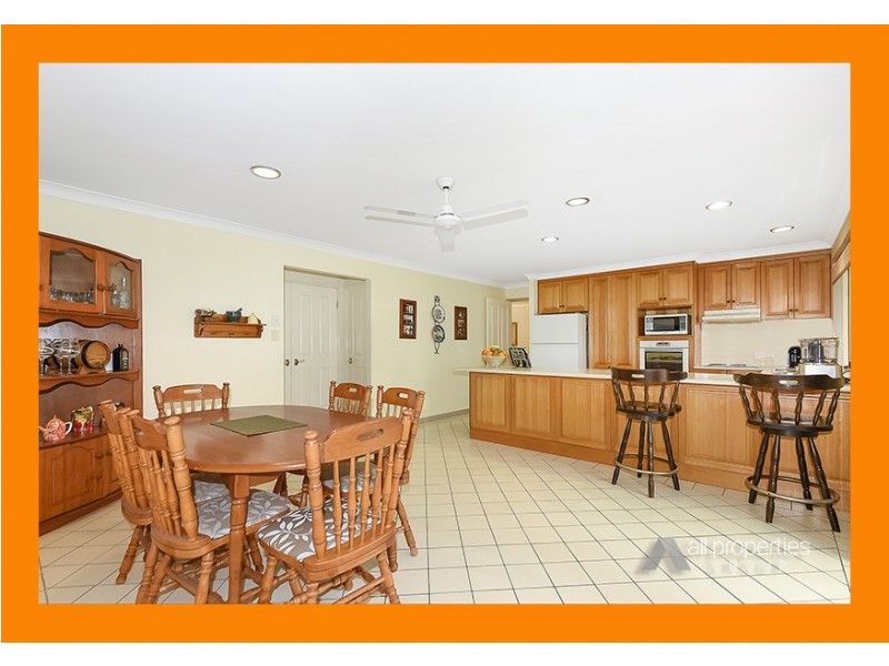 122 Bannockburn Crescent, Parkinson QLD 4115