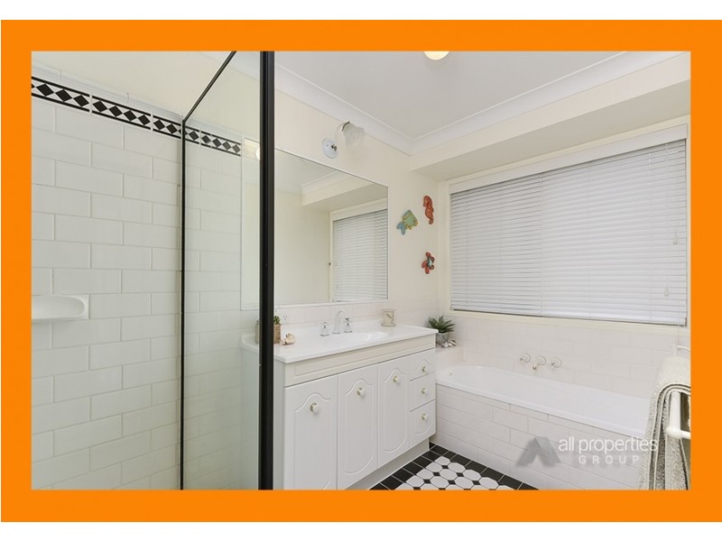 122 Bannockburn Crescent, Parkinson QLD 4115