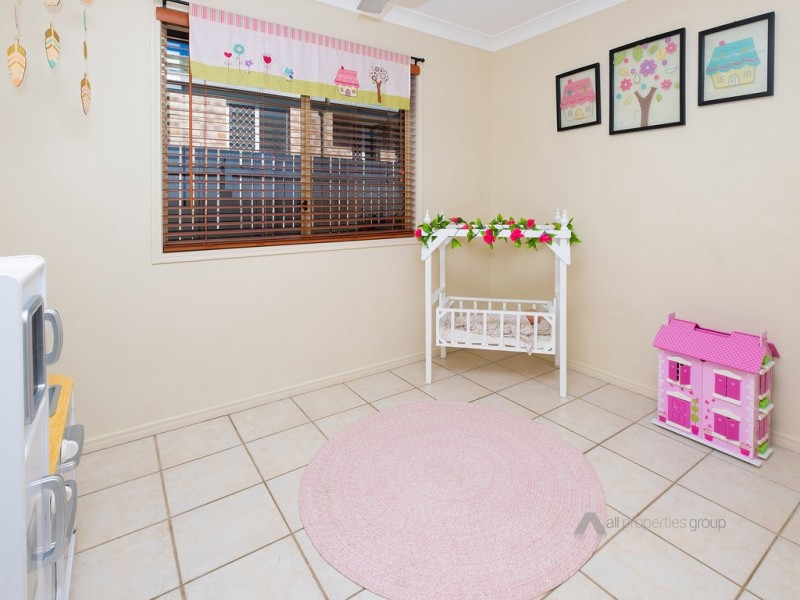 6 Lucas Court, Crestmead QLD 4132
