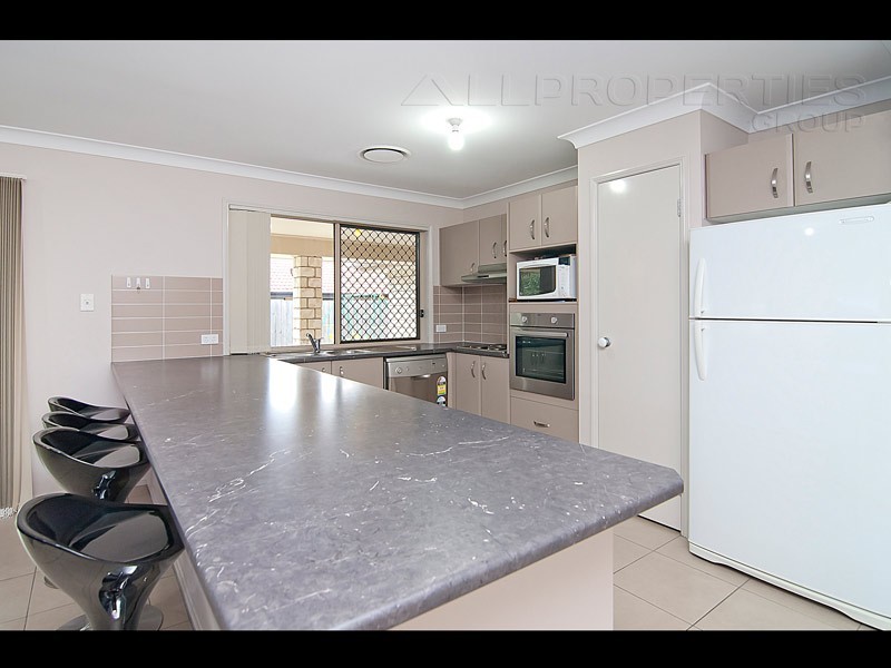 121 Trinity Way, Drewvale QLD 4116