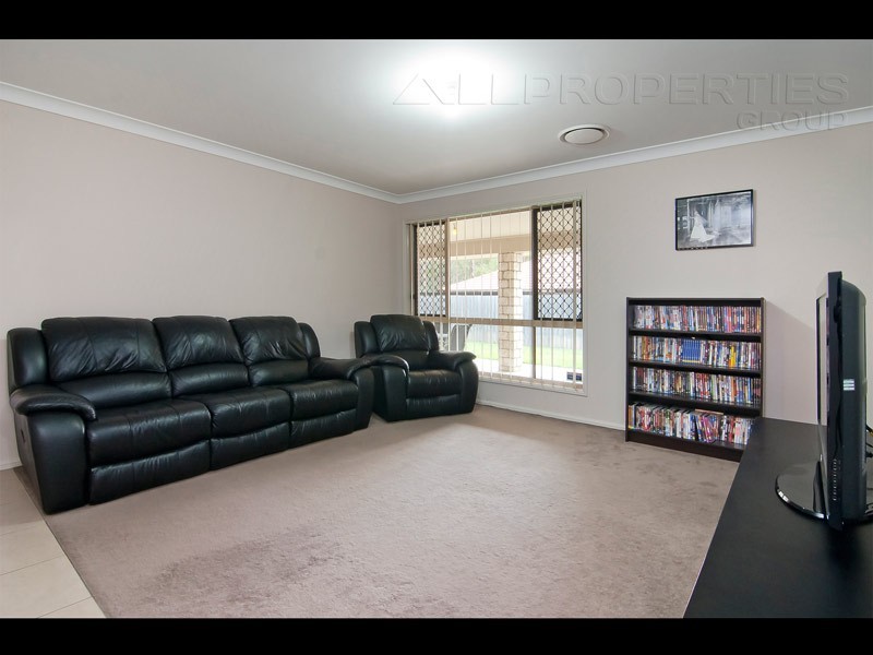 121 Trinity Way, Drewvale QLD 4116