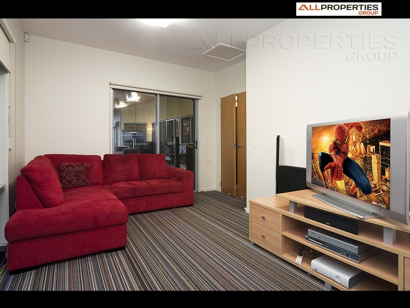 7 Nexus Close, Edens Landing QLD 4207