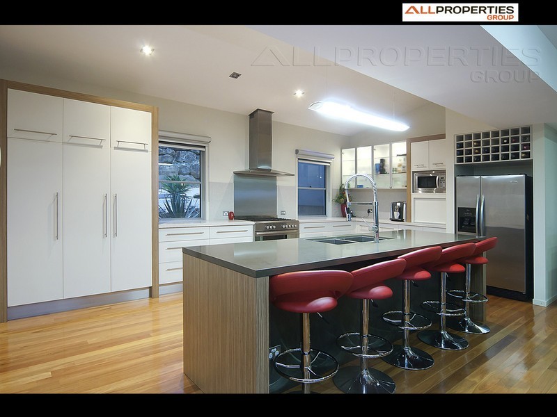 7 Nexus Close, Edens Landing QLD 4207