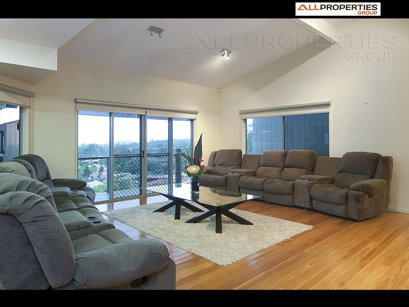 7 Nexus Close, Edens Landing QLD 4207