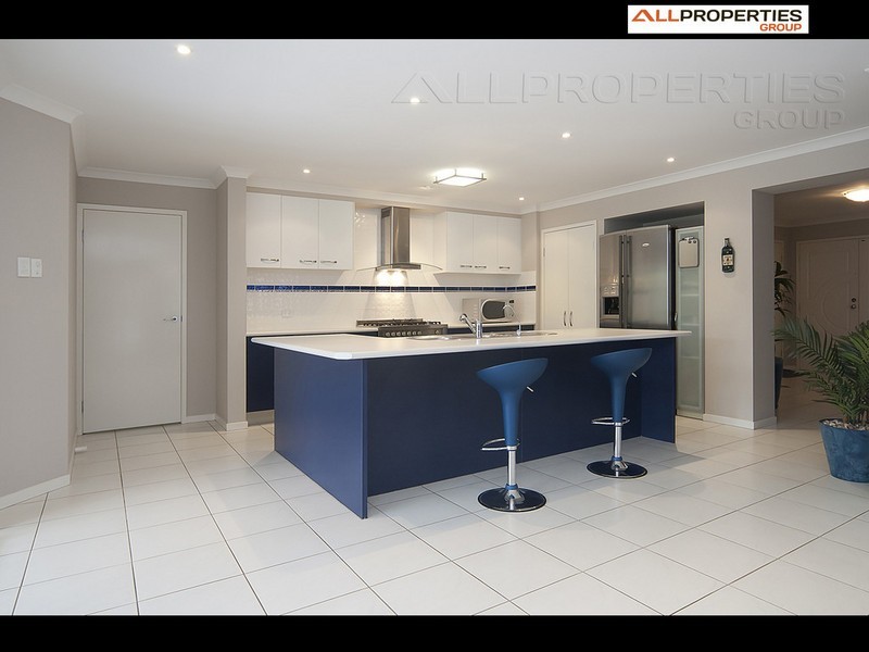 23 Macswiney Street, Collingwood Park QLD 4301