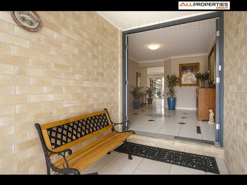 23 Macswiney Street, Collingwood Park QLD 4301