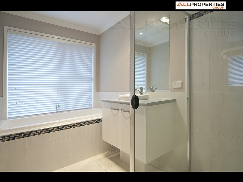 23 Macswiney Street, Collingwood Park QLD 4301