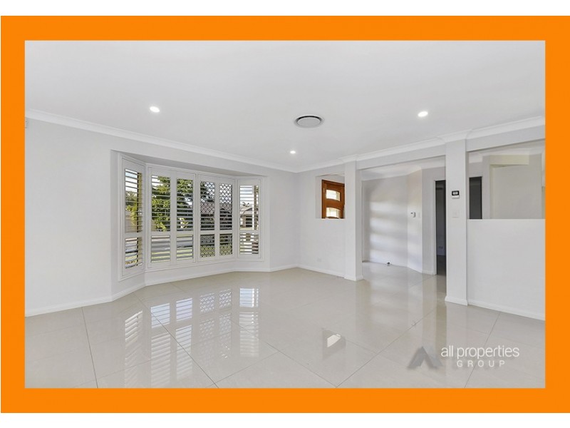 19 Bonneville Cres, Parkinson QLD 4115