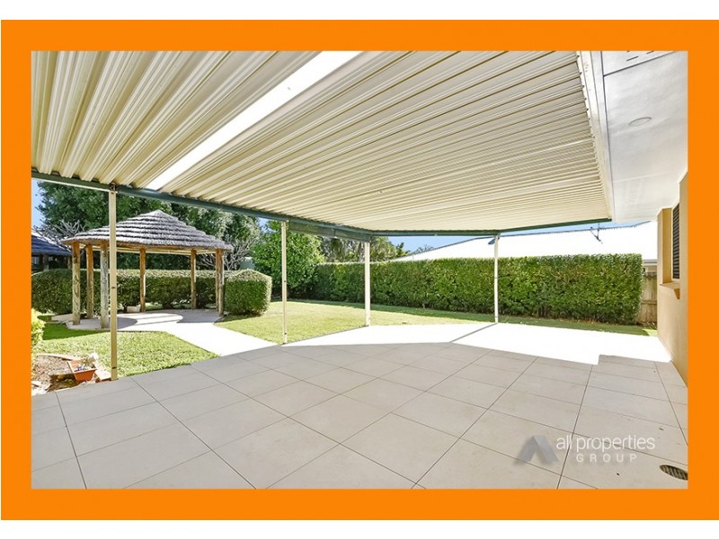 19 Bonneville Cres, Parkinson QLD 4115