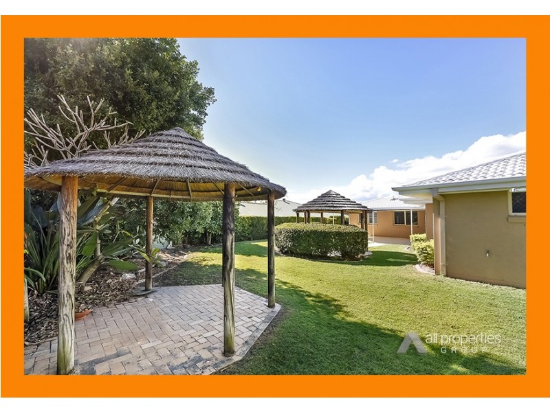 19 Bonneville Cres, Parkinson QLD 4115
